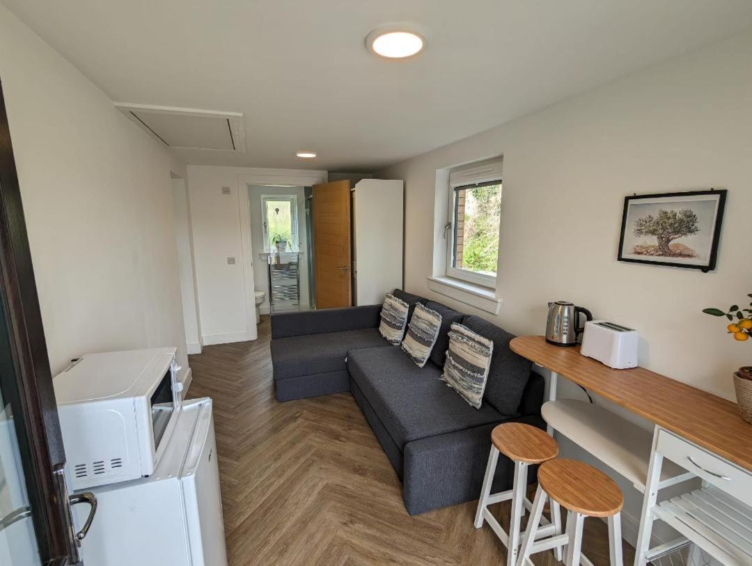 En-Suite Double Room With Private Entrance Edinburgh Exterior photo